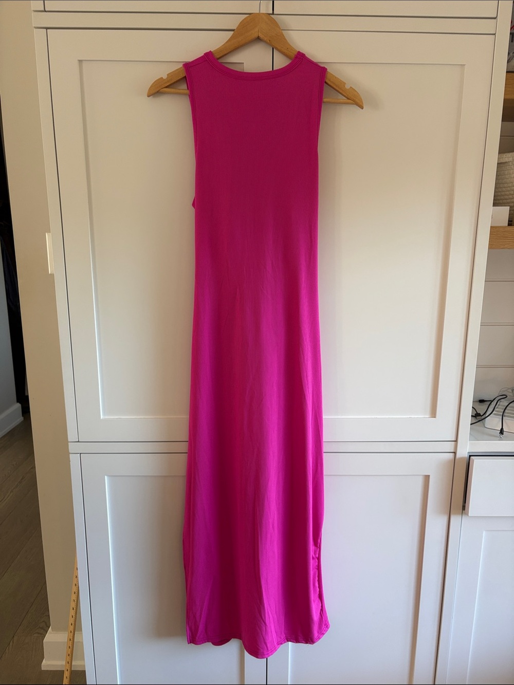 Sleeveless Fuchsia Bodycon Maxi Dress - Classic Tank Style side slit Sz Large